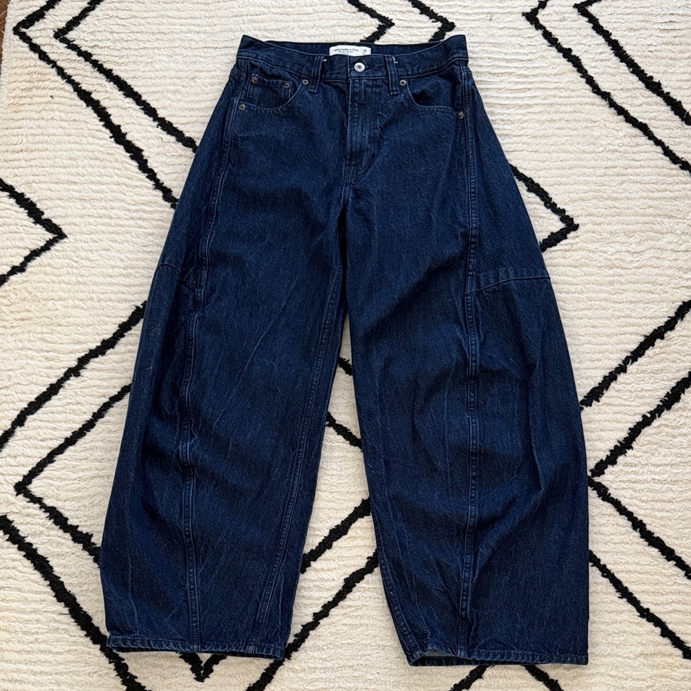 Abercrombie & Fitch Ultra Barrel Jeans